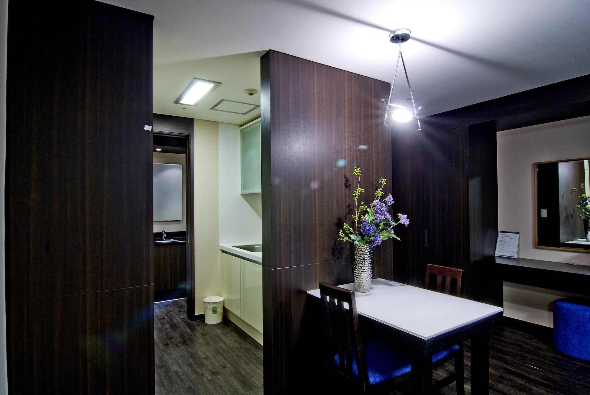Vabien Suite 2 Serviced Residence Сеул Экстерьер фото