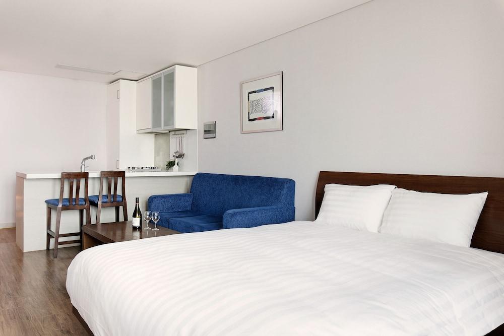 Vabien Suite 2 Serviced Residence Сеул Экстерьер фото