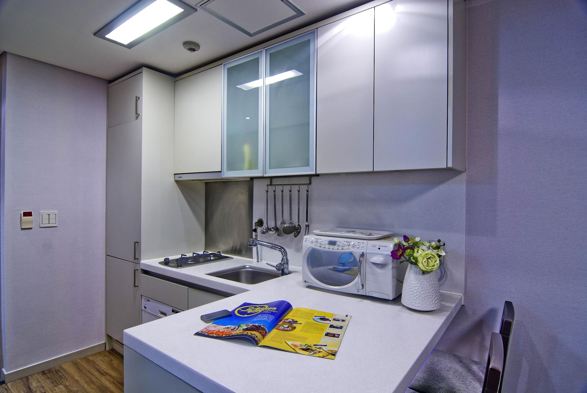 Vabien Suite 2 Serviced Residence Сеул Экстерьер фото