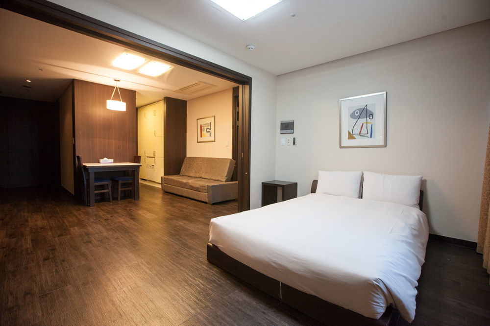 Vabien Suite 2 Serviced Residence Сеул Экстерьер фото